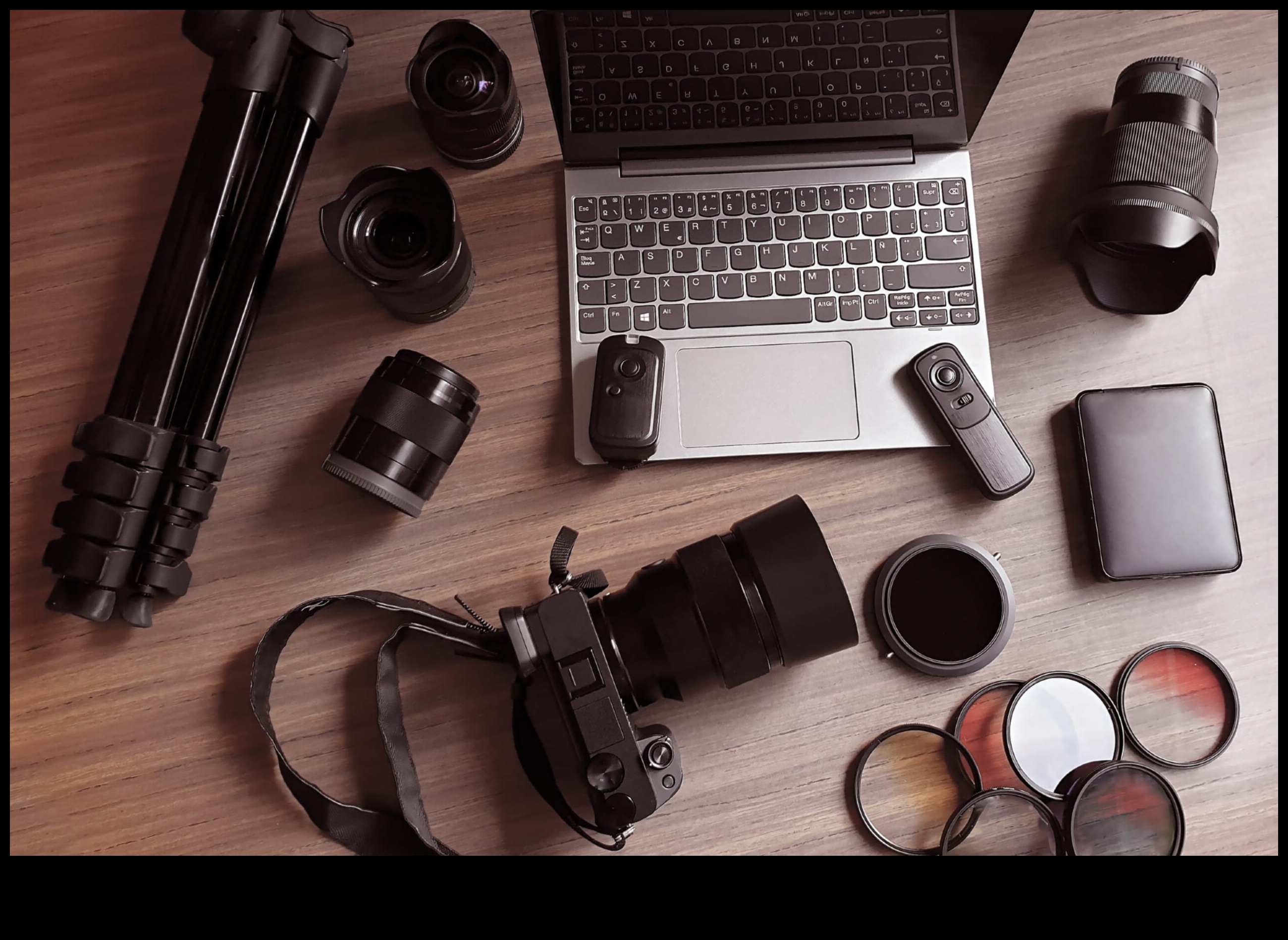 Gear Goals: Must-Have Photography Equipment για κάθε Επαγγελματία