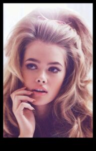Artistic Allure: Creative Expression in Long Hairstyles