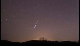 Cosmic Showers Ένας Ουράνιος Χορός στον Νυχτερινό Ουρανό 2 Cosmic Showers: Witnessing the Dance of Meteoroids in the Night Sky