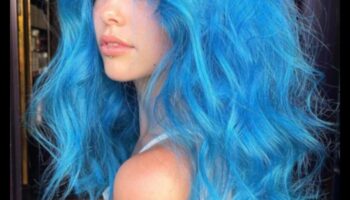 Νιώθεις μπλε; Τολμηρές και όμορφες εμπνεύσεις μπλε μαλλιών